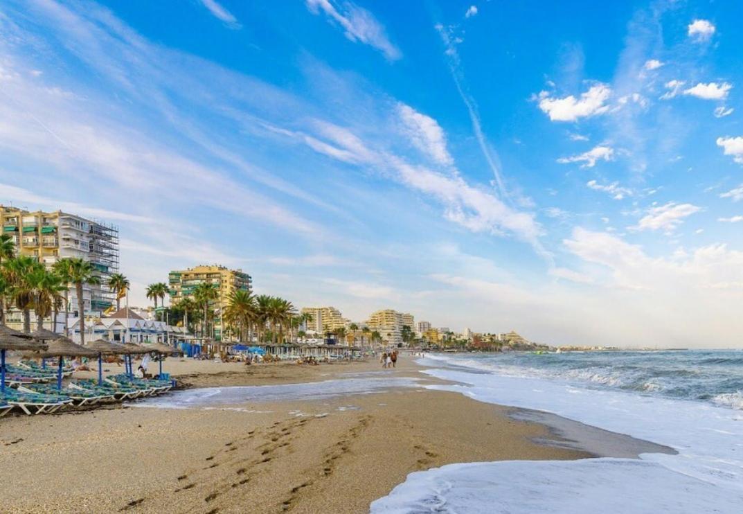 Benalmadena Beach Apartamento Con Vistas Al Mar Y Parking Privado Incluido Exterior foto